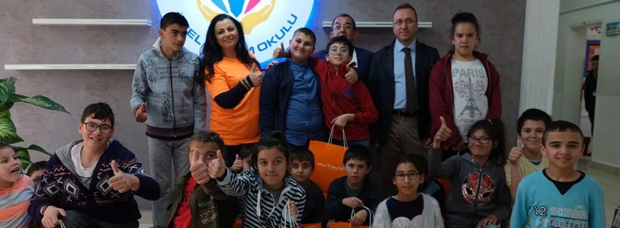 23 Nisan'da Çocuklara Özel "Elden Ele" Projesi
